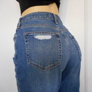 New HOLLISTER JEANS Size 9 Long High Rise Distressed Straight Leg Denim